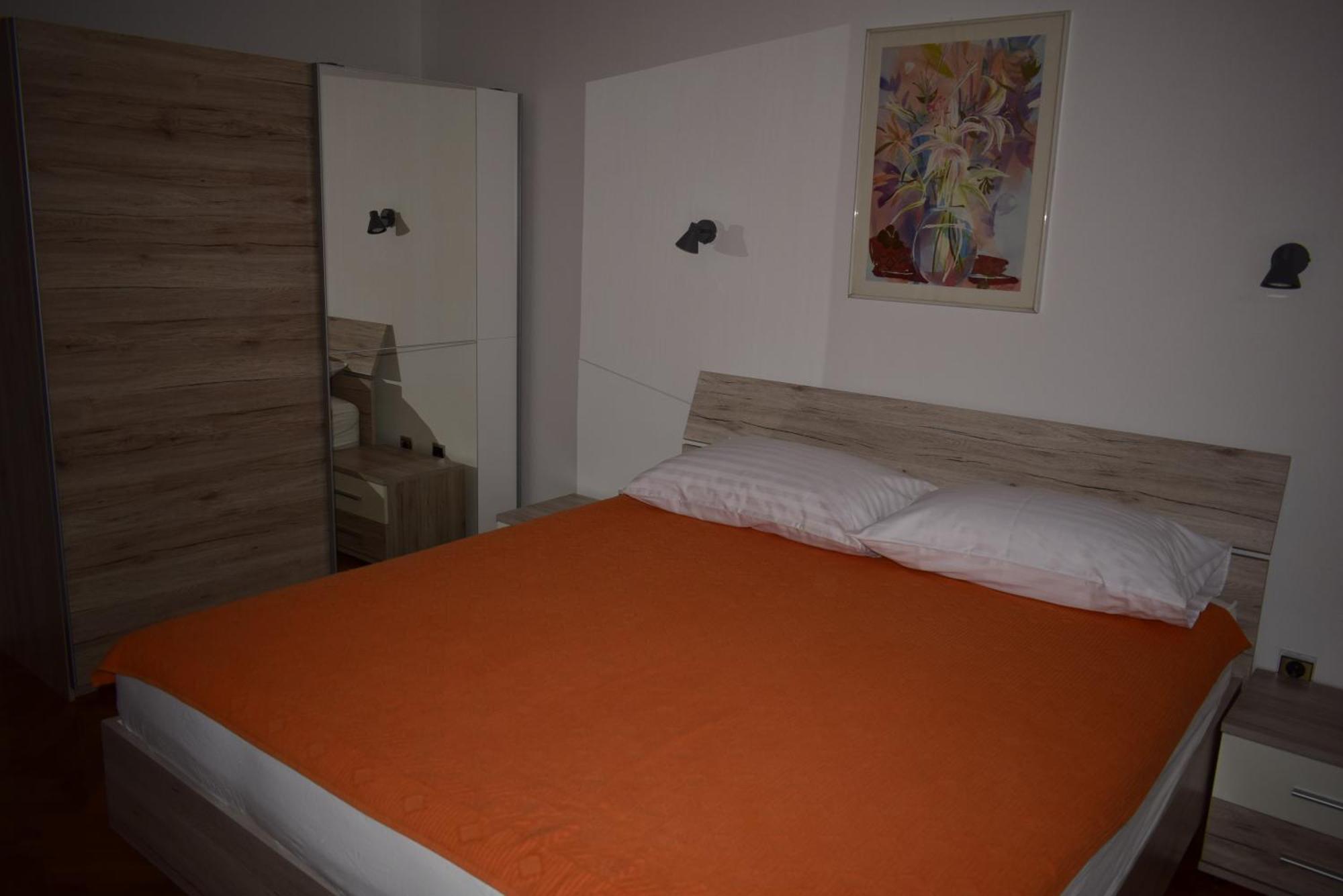 Apartment Faith Malinska Exteriér fotografie