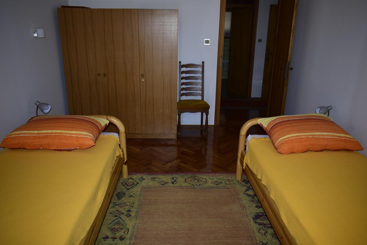 Apartment Faith Malinska Exteriér fotografie